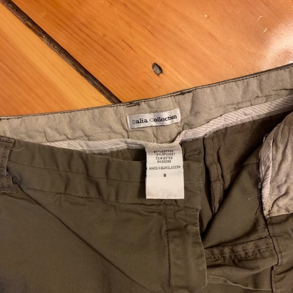 Shorts - Picture 2 of 2